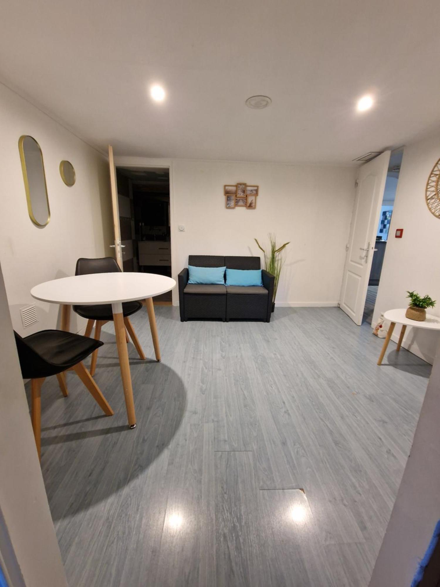 Chambre Chez L Habitant Petit Dejeuner Compris Fréjus Eksteriør bilde